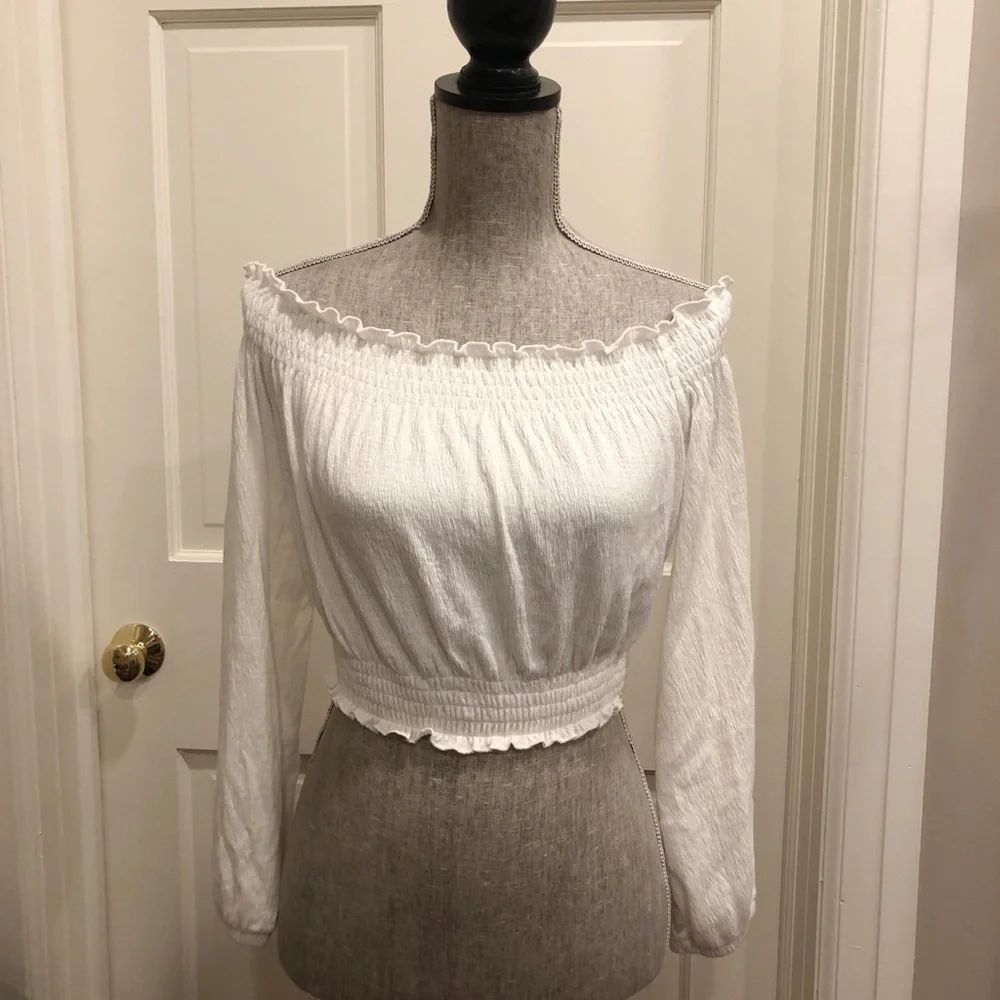 NWOT H&M Off Shoulder Long Sleeve Boho White Top
